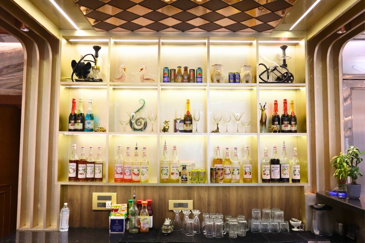 Amenities - featured - Burney Palace Amenities - featured