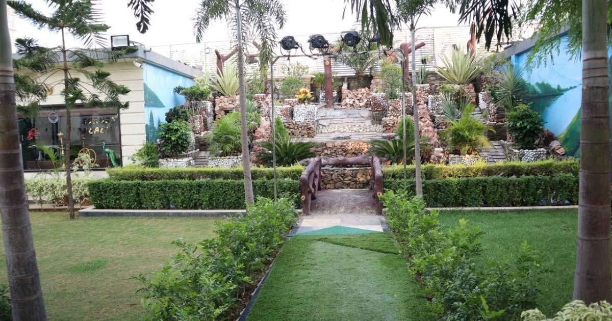Best hotel in Bulandshahr for a comfortable premium stay